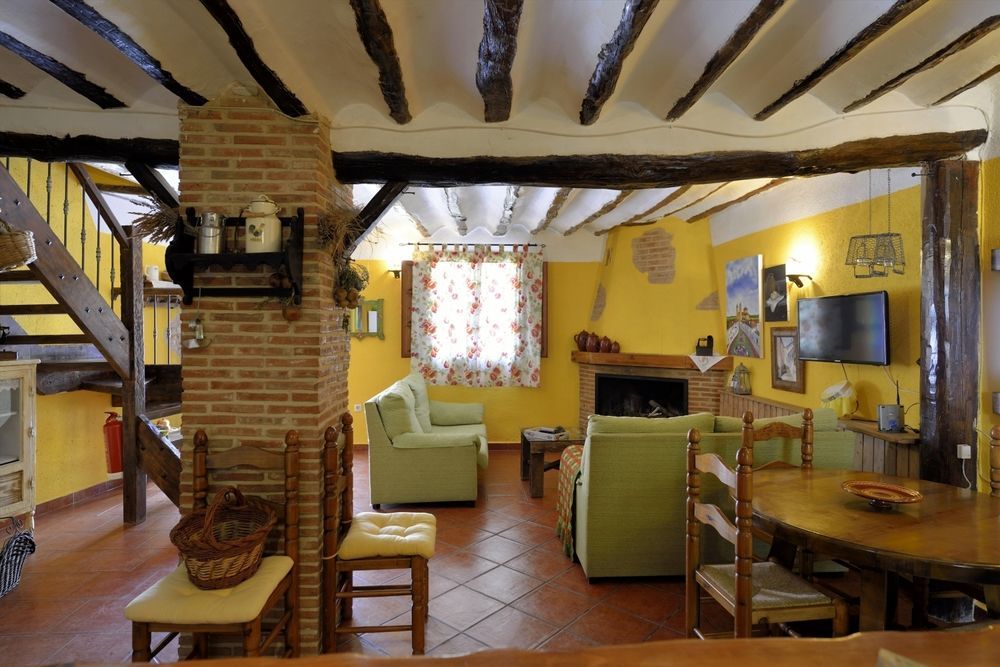La Tahona Country house Elche de la Sierra